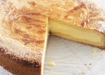 Gâteau à la crème pâtissière