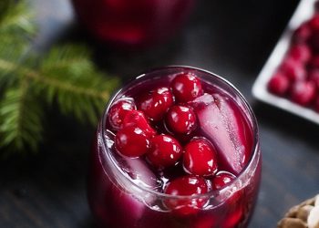 La sangria de Noël le cocktail indispensable des fêtes