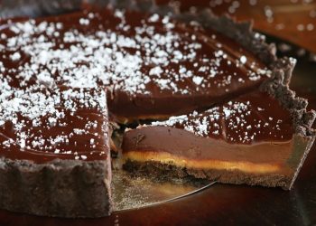 Tarte au chocolat et caramel beurre salé