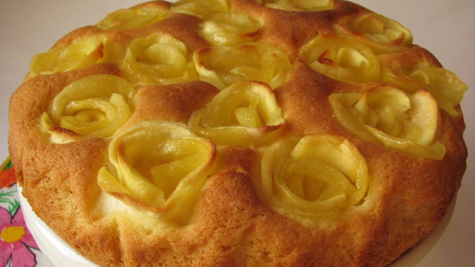 Gâteau aux roses de pommes