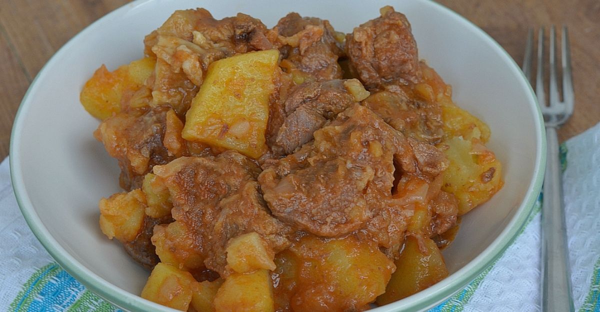 Ragoût de viande avec pommes de terre