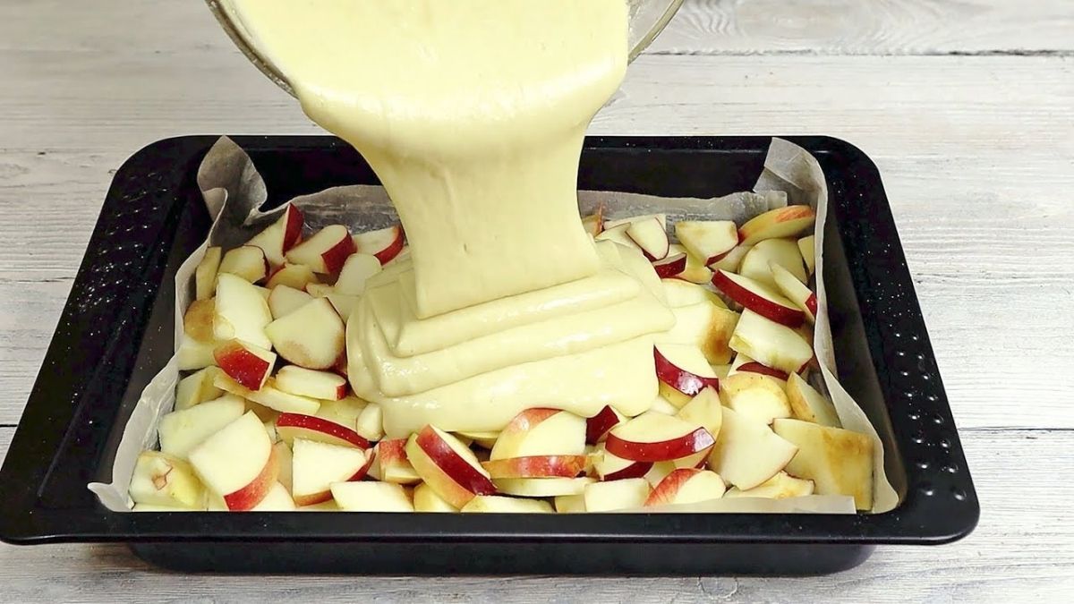 Gâteau aux pommes simple et unique