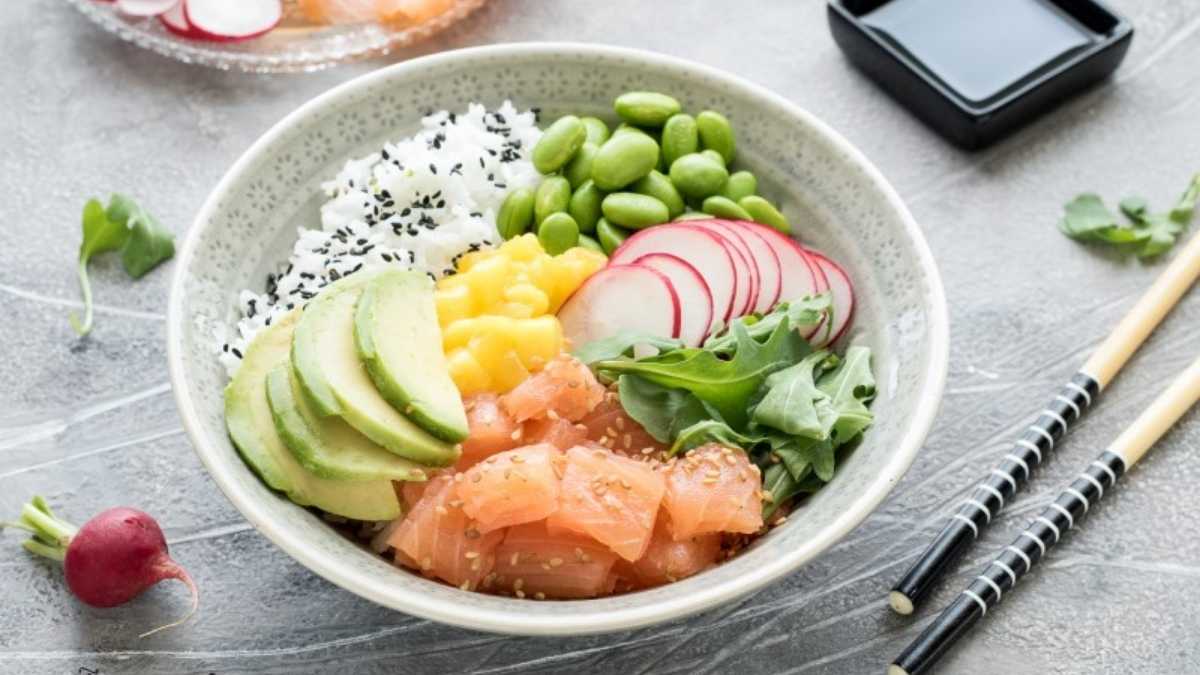 Poke bowl au saumon