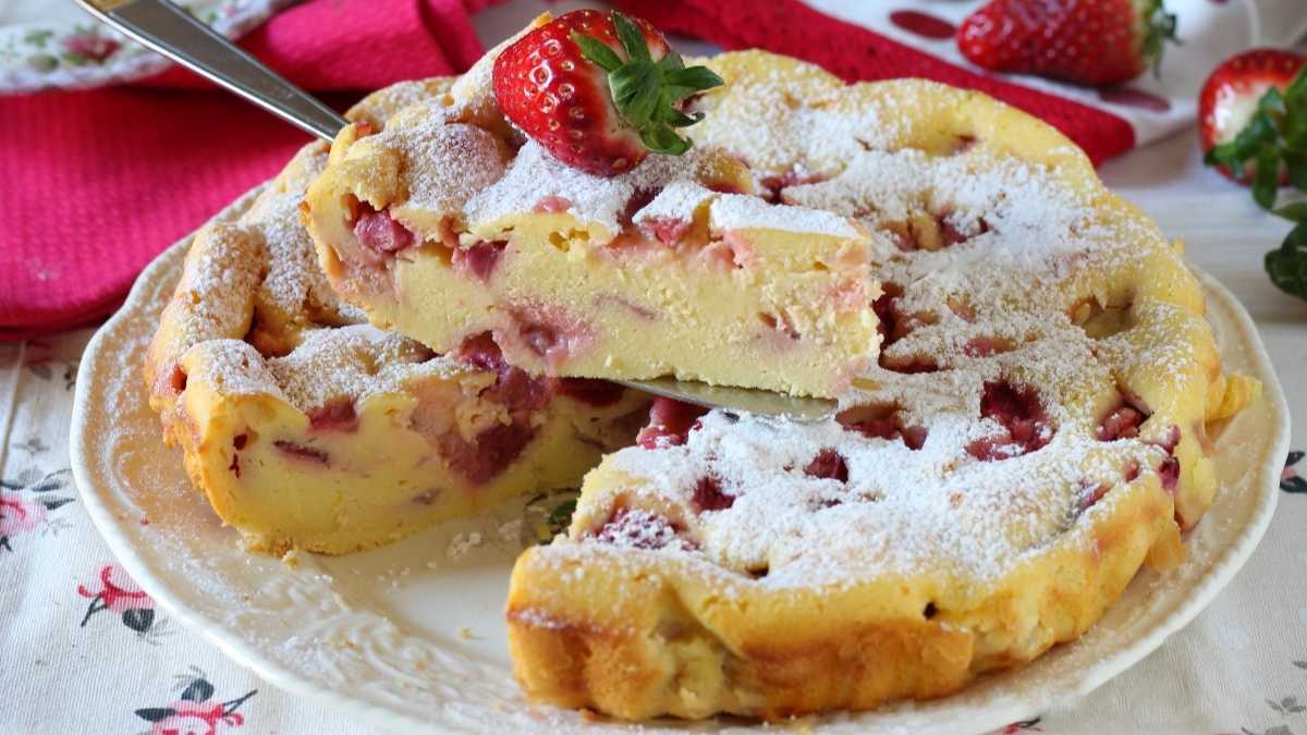 Gâteau crémeux aux fraises et mascarpone