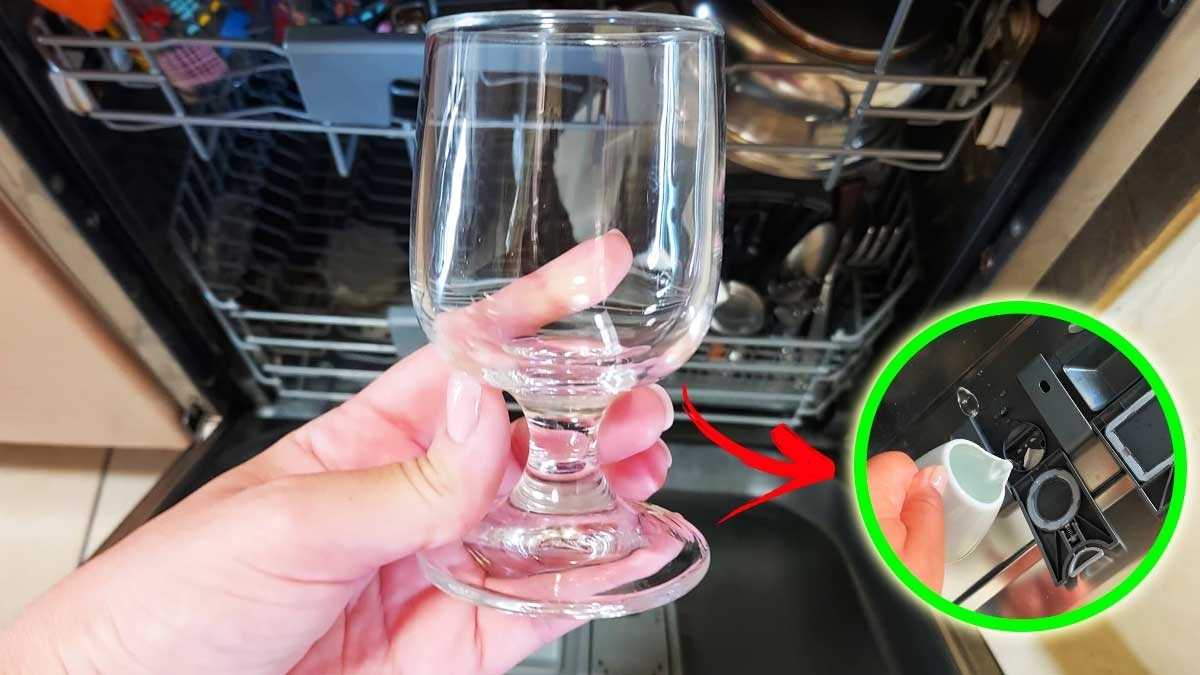 Comment éviter que vos verres sentent le lave-vaisselle grâce à cette astuce naturelle