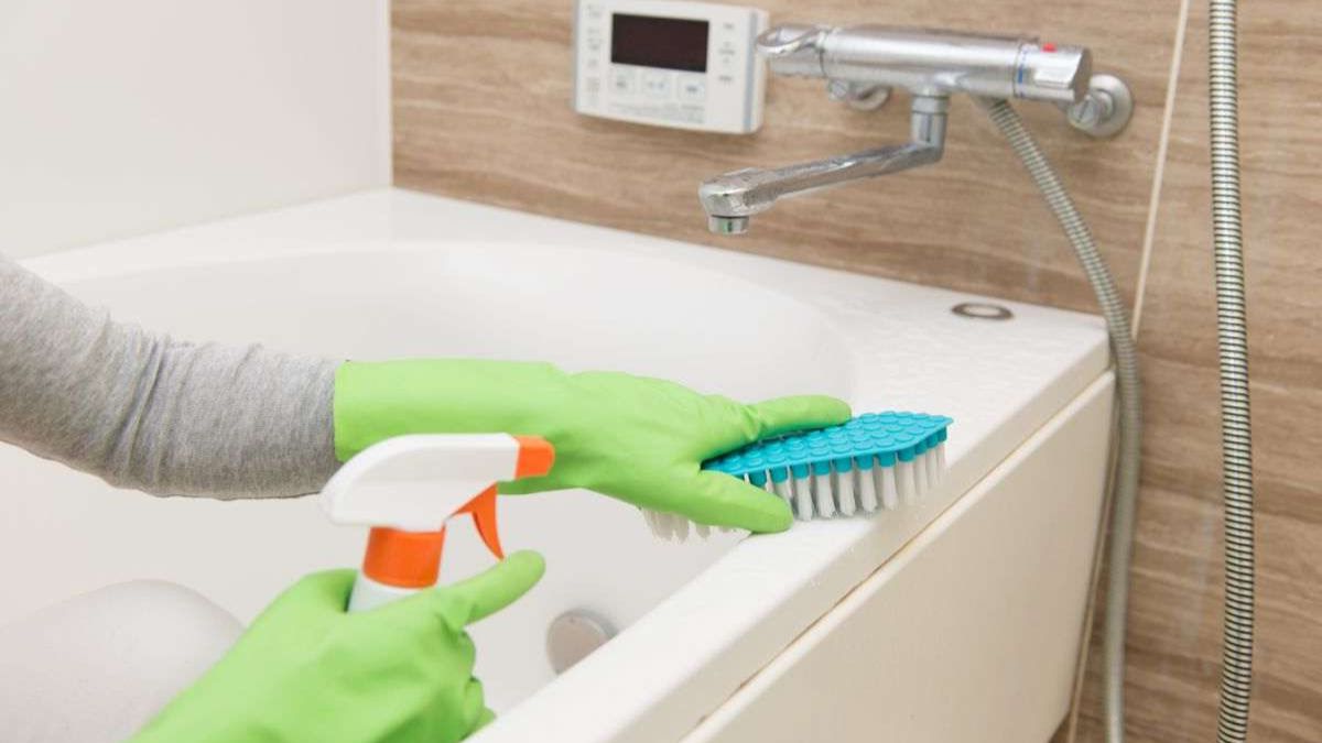 Astuces pour nettoyer et faire briller votre baignoire