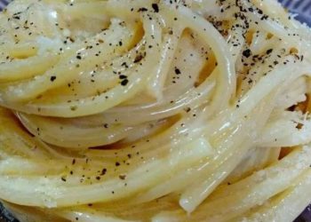 spaghetti à l’ail huile et parmesan