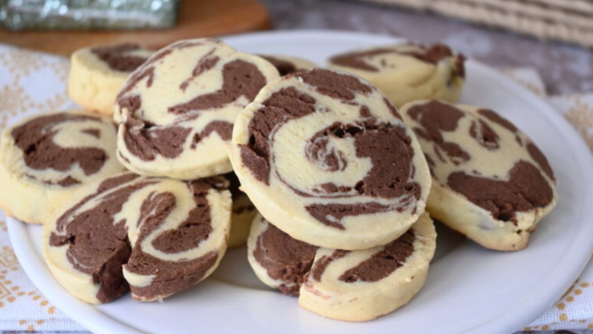 biscuits sablés bicolores vanille et chocolat
