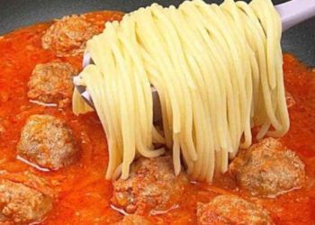 spaghettis aux boulettes de viande