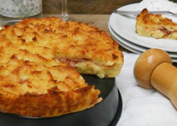gâteau de pommes de terre, speck et fromage