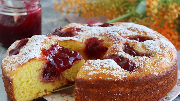 gâteau moelleux à la ricotta et à la confiture