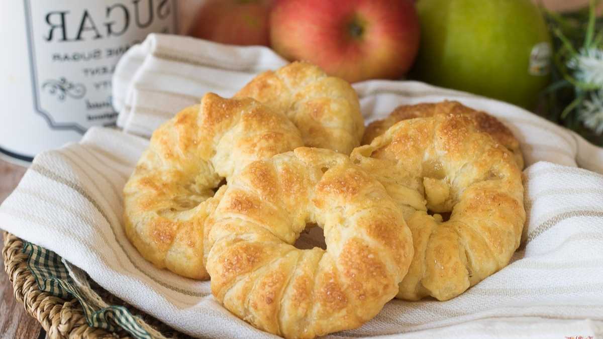 Beignets de pâte feuilletée aux pommes