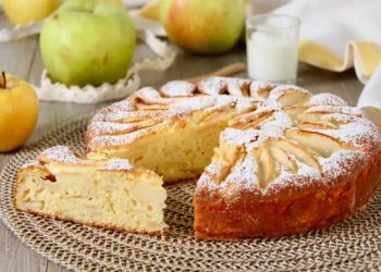 Gâteau au yaourt aux pommes Cyril Lignac