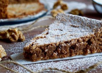 Gâteau aux noix moelleux léger et fondant