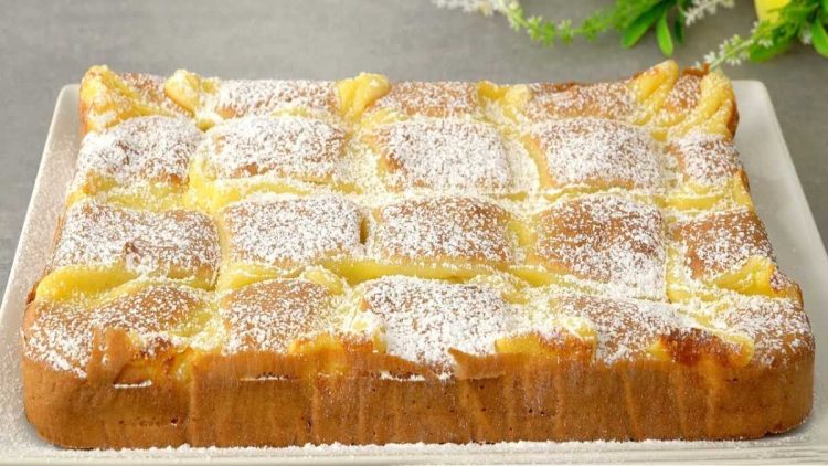 Gâteau aux pommes et à la crème